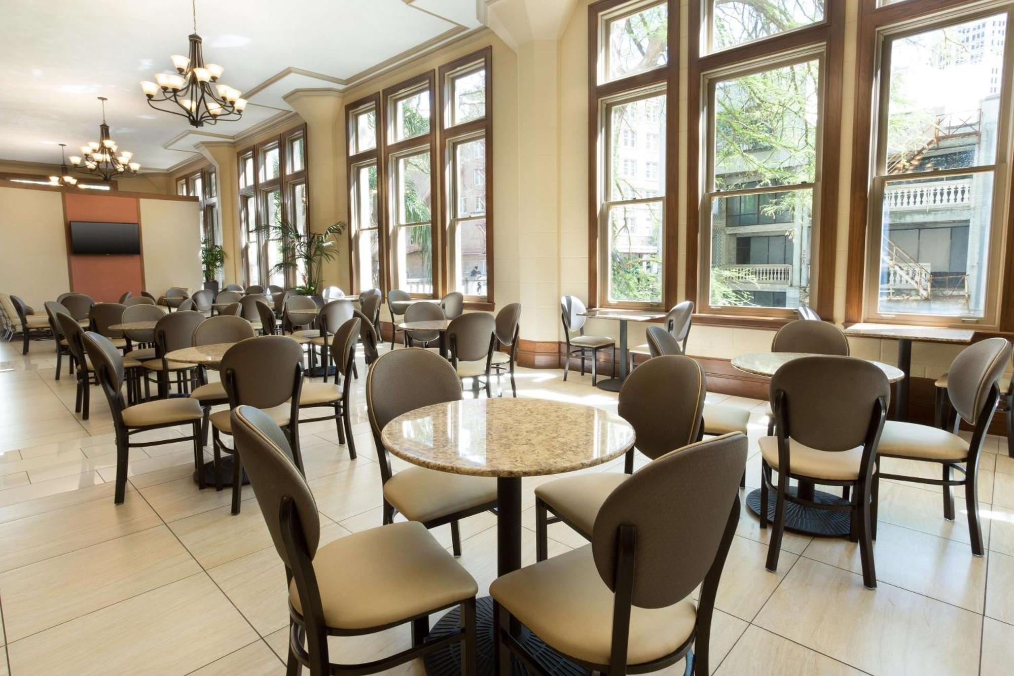 Drury Inn & Suites San Antonio Riverwalk Dış mekan fotoğraf